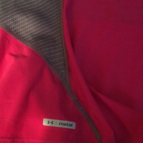 Top - Picture 4 of 6